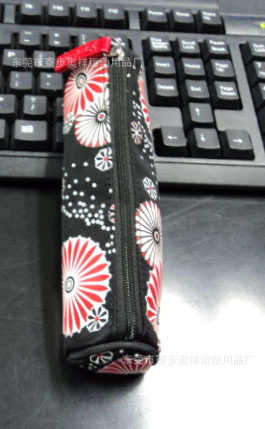 silkscreen printing pencil bag