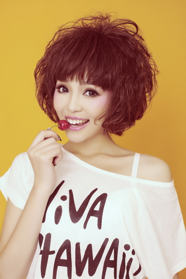 天真无邪萝莉美女超可爱写真捡做个美女女友图片