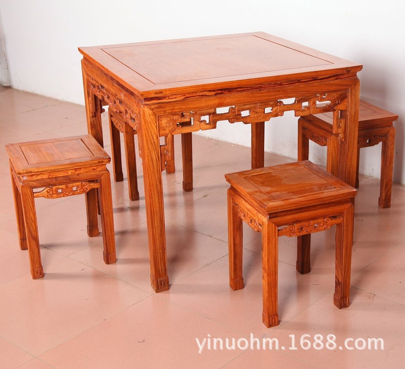 【热卖款】红木八仙桌 实木五件套餐桌椅组合 仿古 家用 红木餐桌