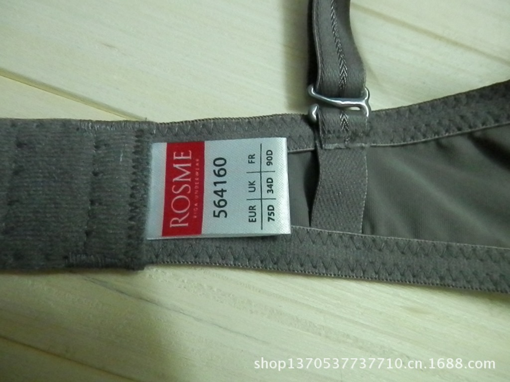 【外贸<em>文胸</em>批发 欧美原单内衣 <em>尾货</em>批发<em>市场</em> R