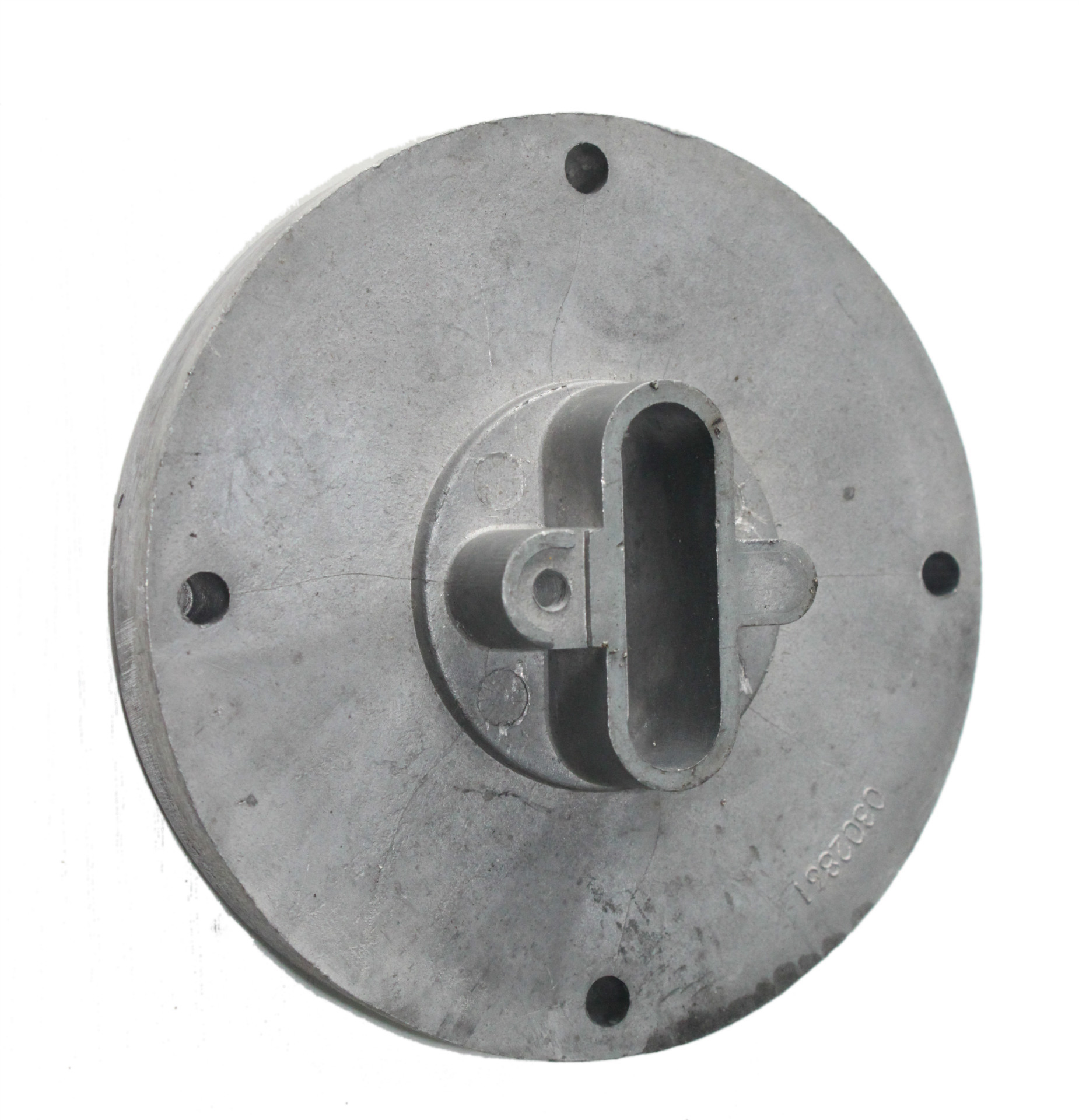 徐州新大隆化工泵业制作请求一种柱塞泵铸造件的主动堆放设备专利完成对铸造件的吸附