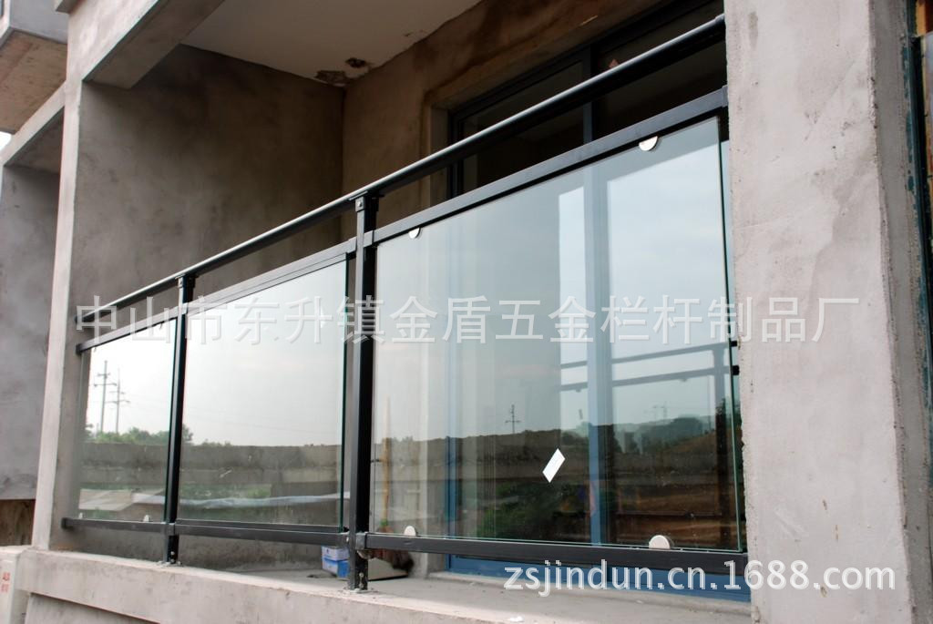 玻璃阳台护栏