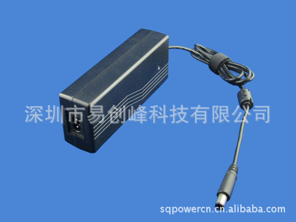 100W8字尾桌面电源适配器2