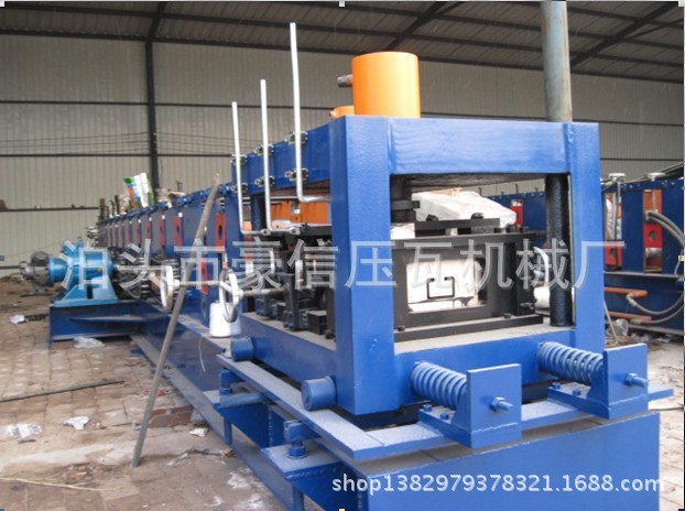 扭断液压冲孔C型钢