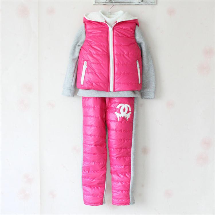 2013韩版冬季童装套装 女童<em>马甲</em>卫衣3件套 抓