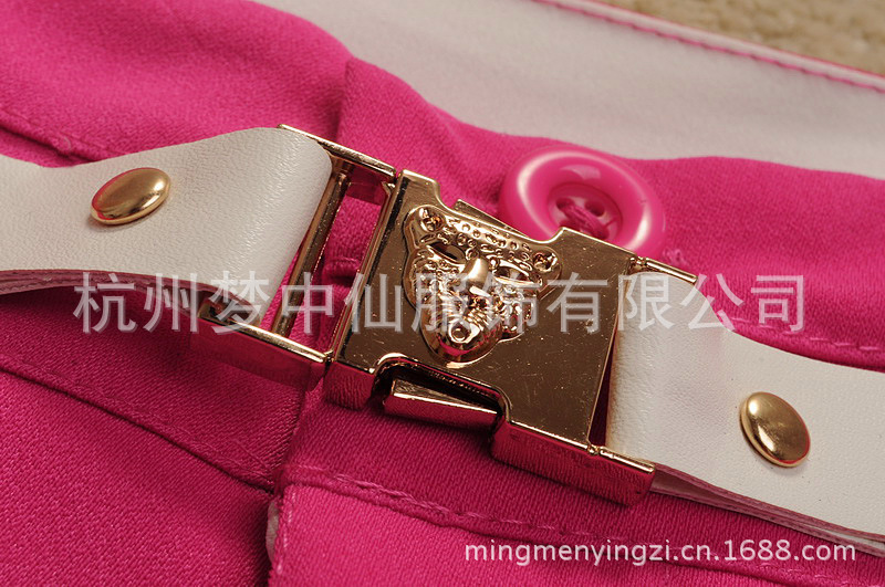 【<em>杭州批发</em> 精品女装新品 豹头拼接<em>西装</em>料<em>短裤</em>