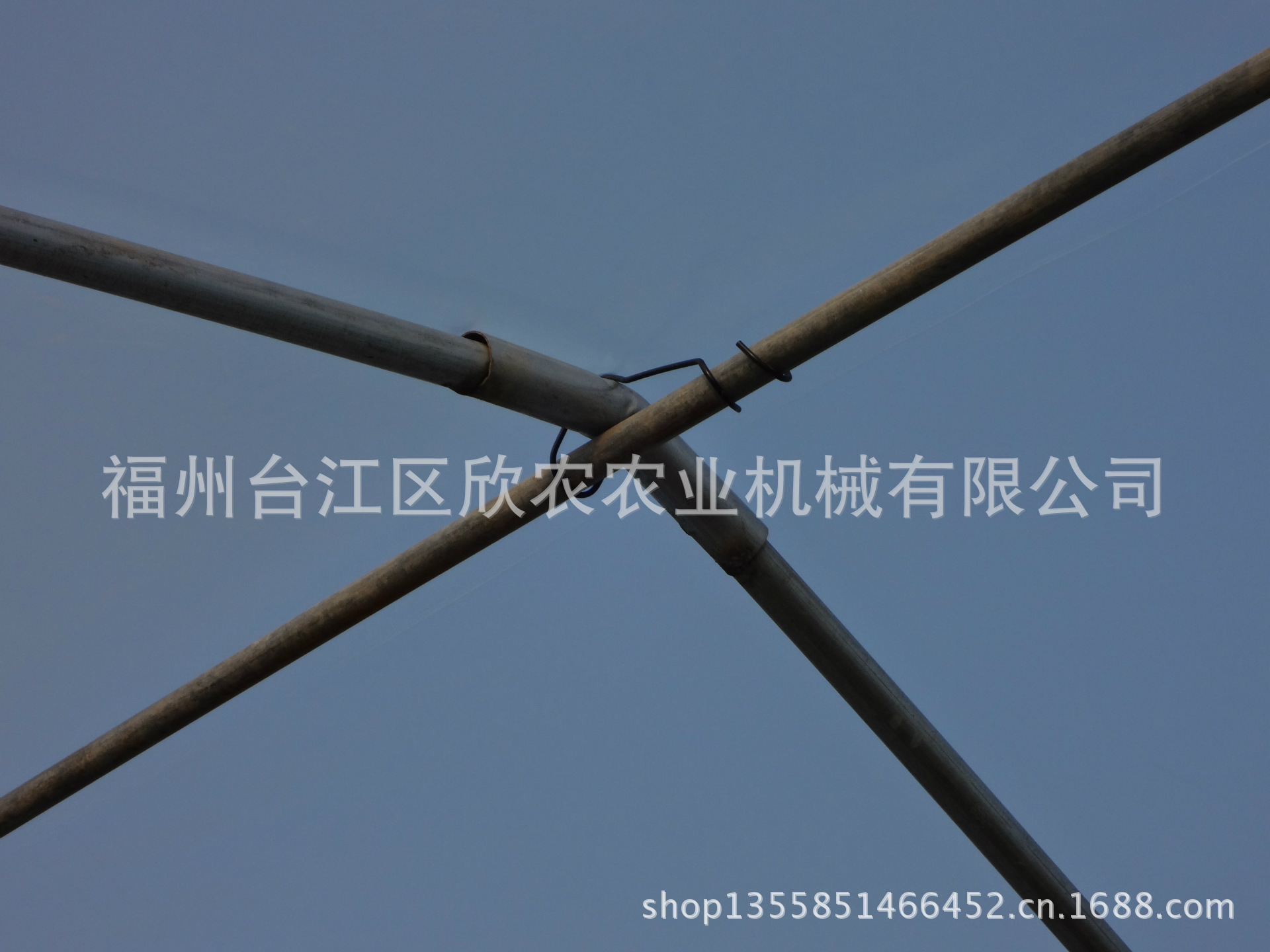 【厂家喷塑温室大棚配件烤漆直销压顶簧视频钢丝尾纤图片