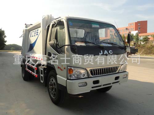 厦工XXG5100ZYS压缩式垃圾车ISF3.8s4141北京福田康明斯发动机