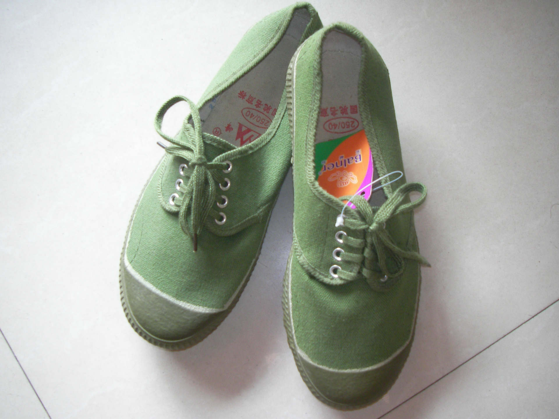 军鞋-牛皮亮光系鞋带款军鞋--阿里巴巴采购平台