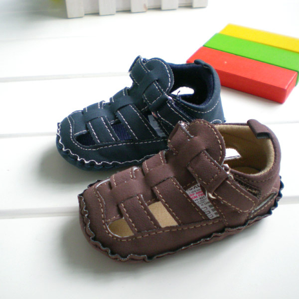 批发2色外贸防滑胶片底磨砂PU包头婴儿凉鞋 宝宝凉鞋小童凉鞋W111