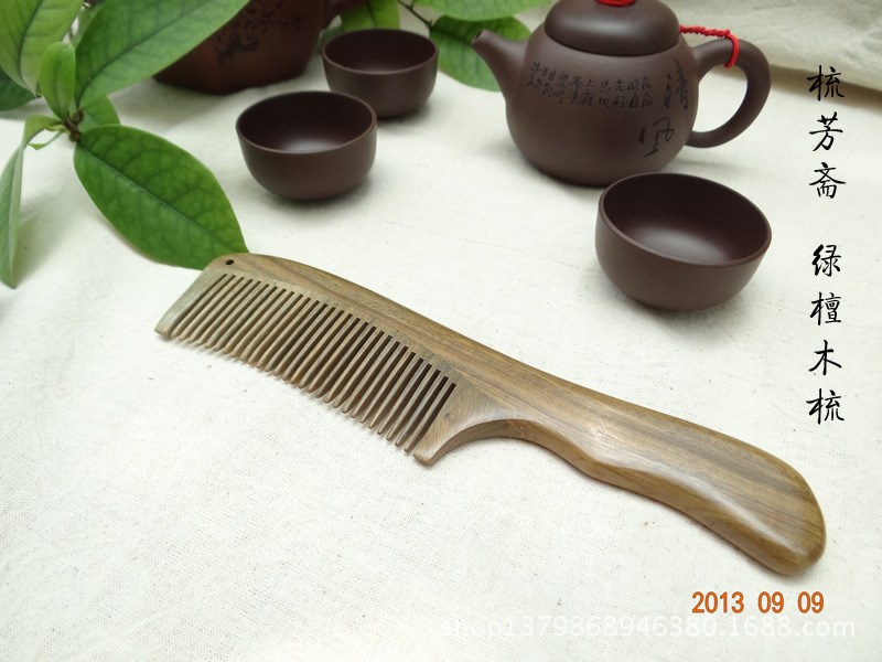 【檀木梳子 绿檀木梳子 厂家直销绿檀木梳 打孔