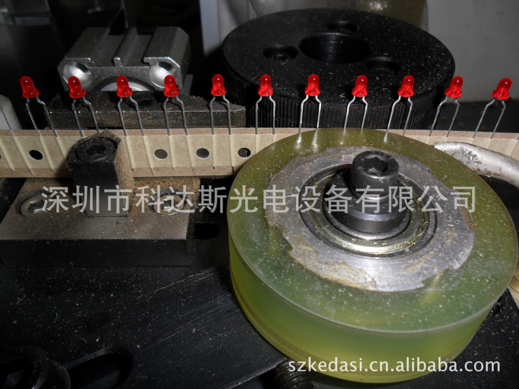 【深圳编带机行业性能最稳定,通于各类电子插