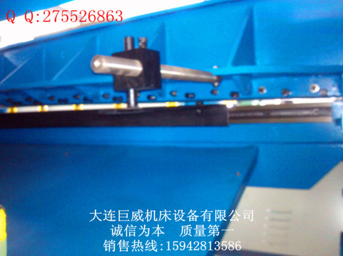 无声环保电控剪板机-1