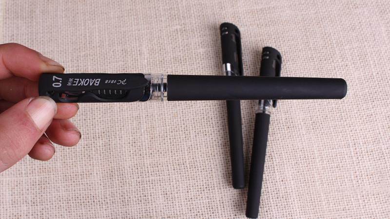 【正品宝克0.7mm 剑锋中性笔1818 办公 考试笔