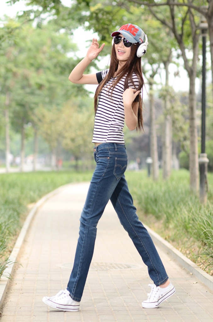 【提臀修身显瘦<em>靓妹</em>款 <em>牛仔</em>小脚裤501#】价格