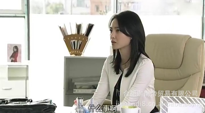 女式西装-2013秋季时尚<em>盛女的黄金时代梁爽</em>明