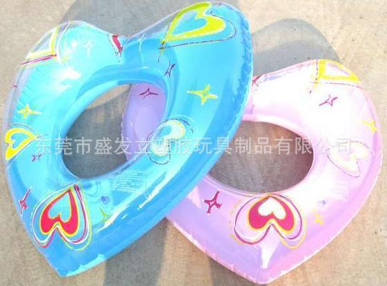 Thickening-swimming-ring-heart