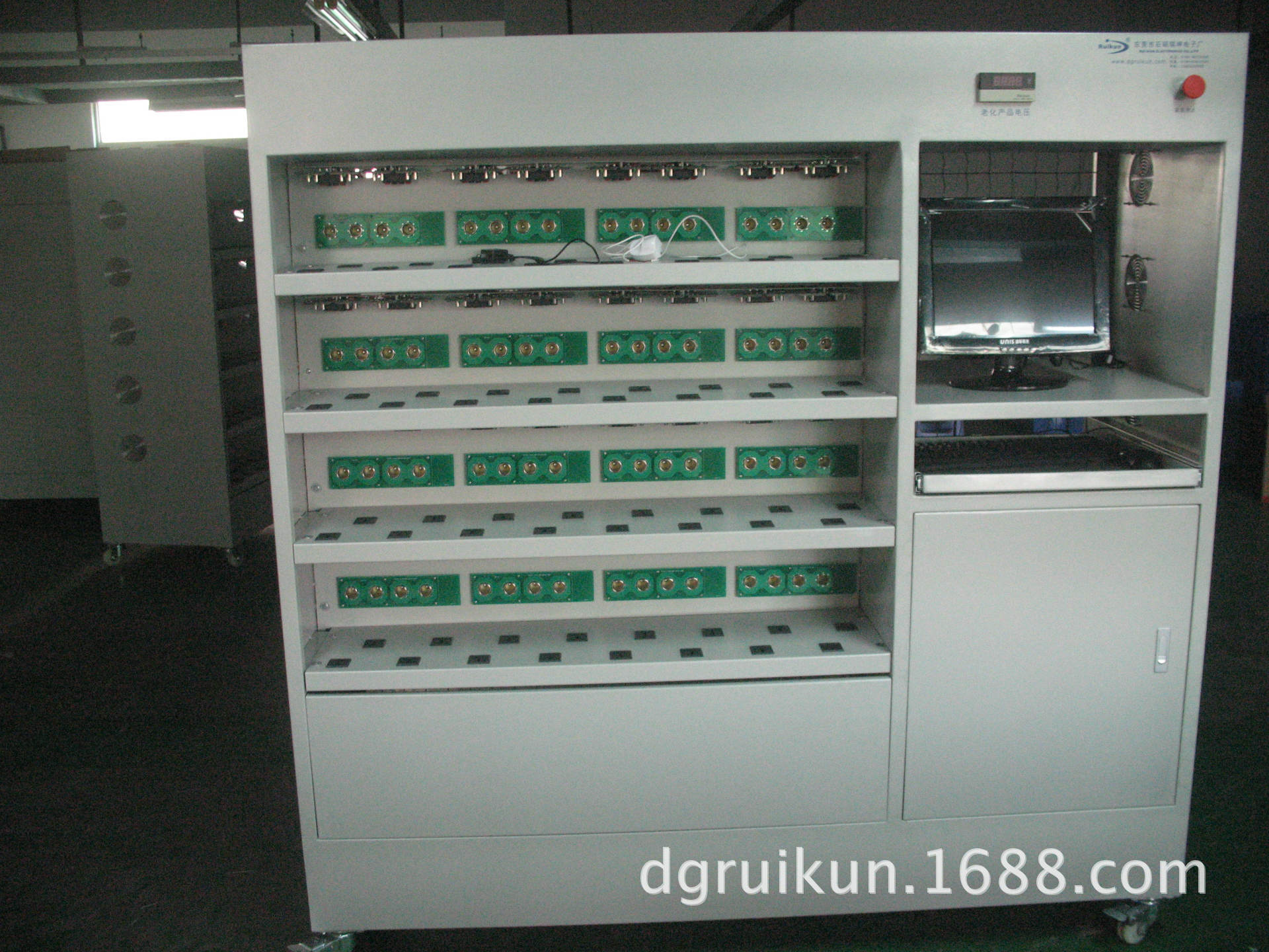 点烟器老化车正面1