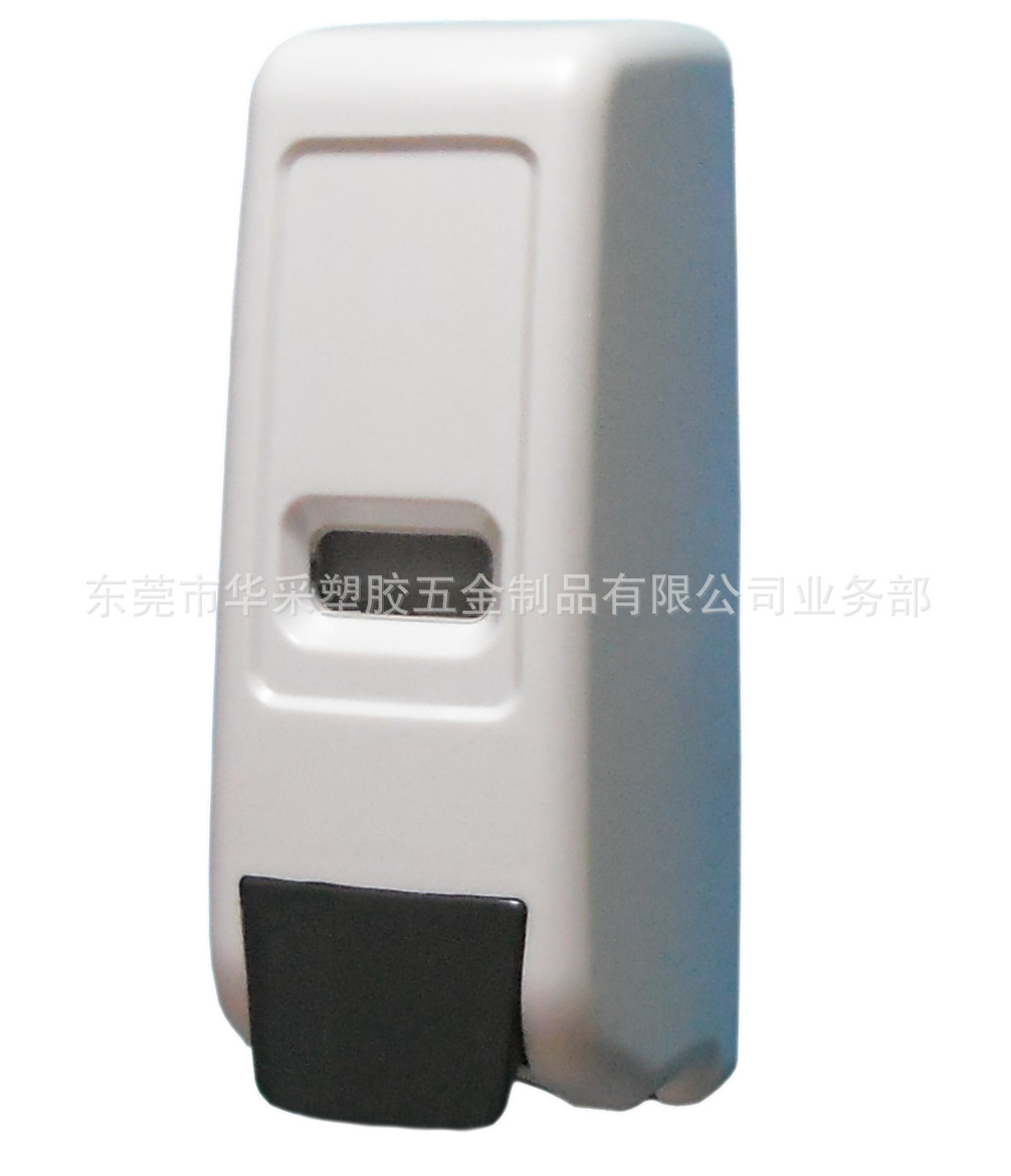 D024 400ml泡沫皂液器 轴侧