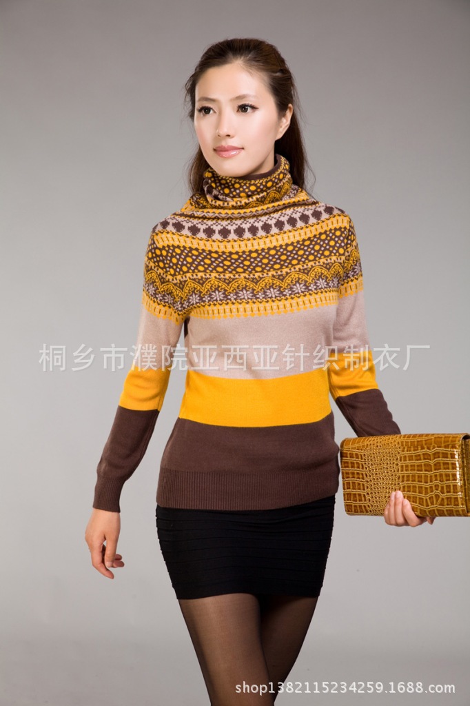 2013秋冬尊贵妈妈装新款羊毛衫