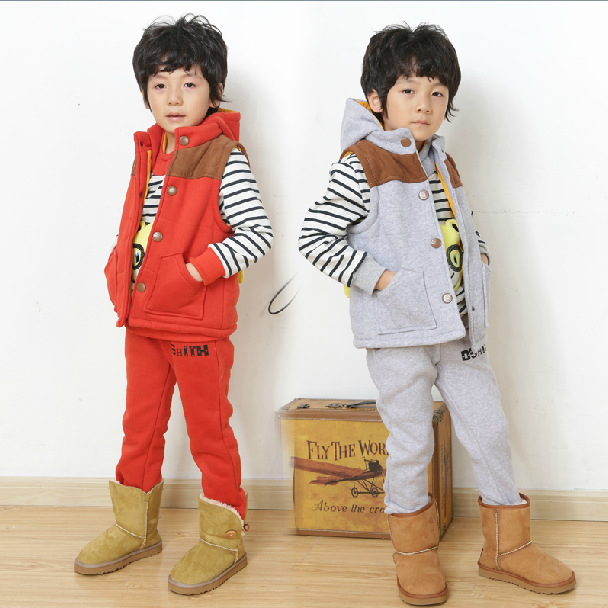 装小孩休闲运动套装韩版儿童卫衣三件套加厚马