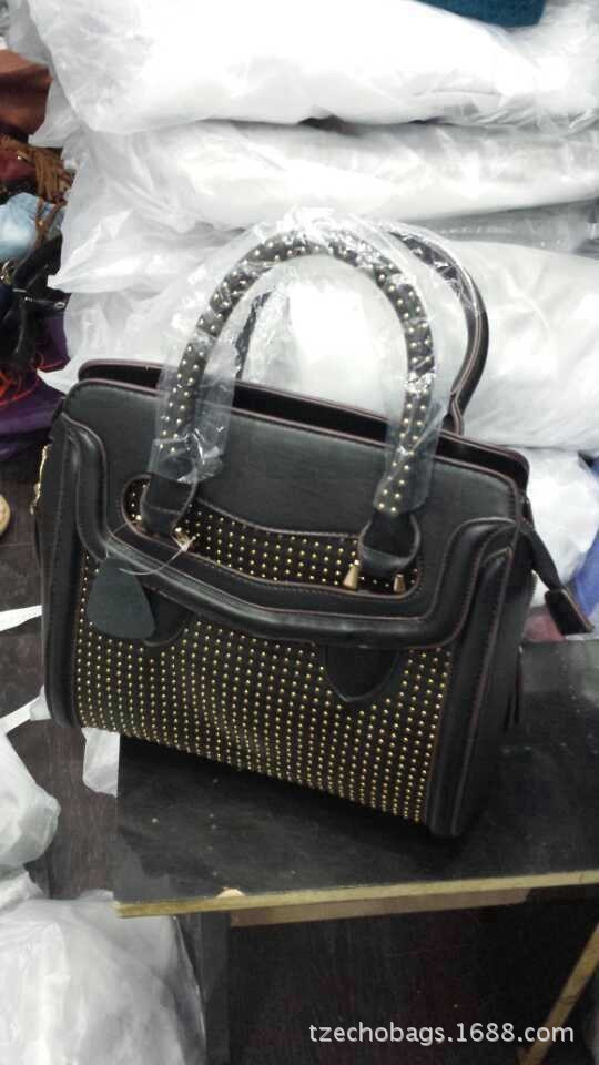 Handbag A202