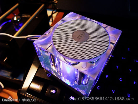 水晶蓝牙音箱 超越传统2.1音箱