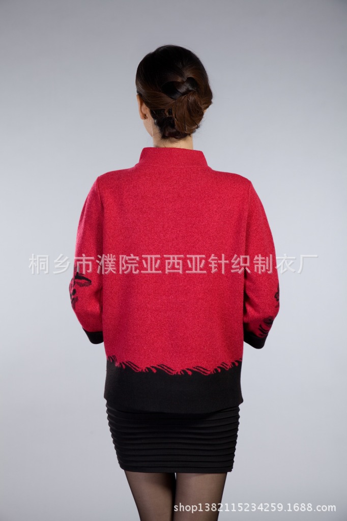 2013秋冬尊贵妈妈装新款羊毛衫