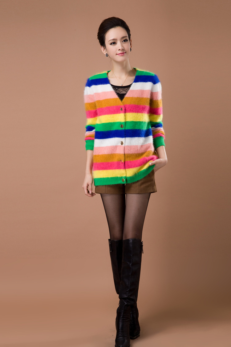 <em>百纯</em>彩色横条<em>貂绒</em>外套 色彩艳丽<em>开衫</em>高品质一