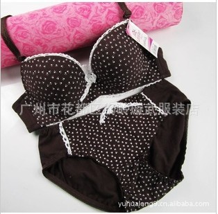 854 可爱小脚丫 纯棉少女内衣套装 光面<em>AB杯通</em>