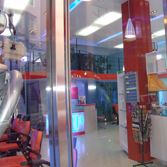 深圳石岩理发店装修