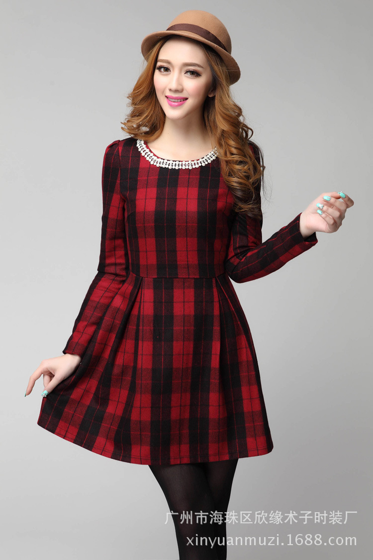 批发采购连衣裙-13时尚冬装新款 韩版珍珠链装