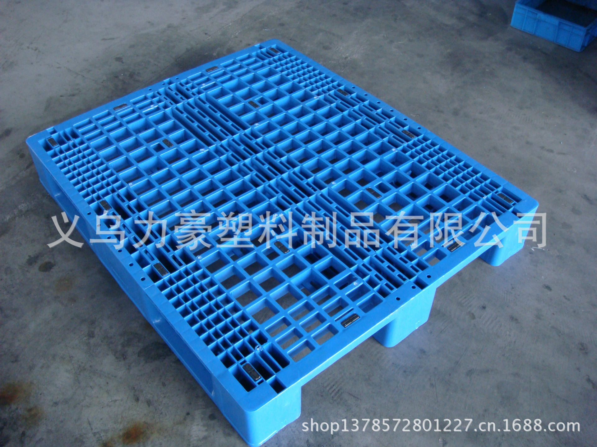 1210内置3根钢管.