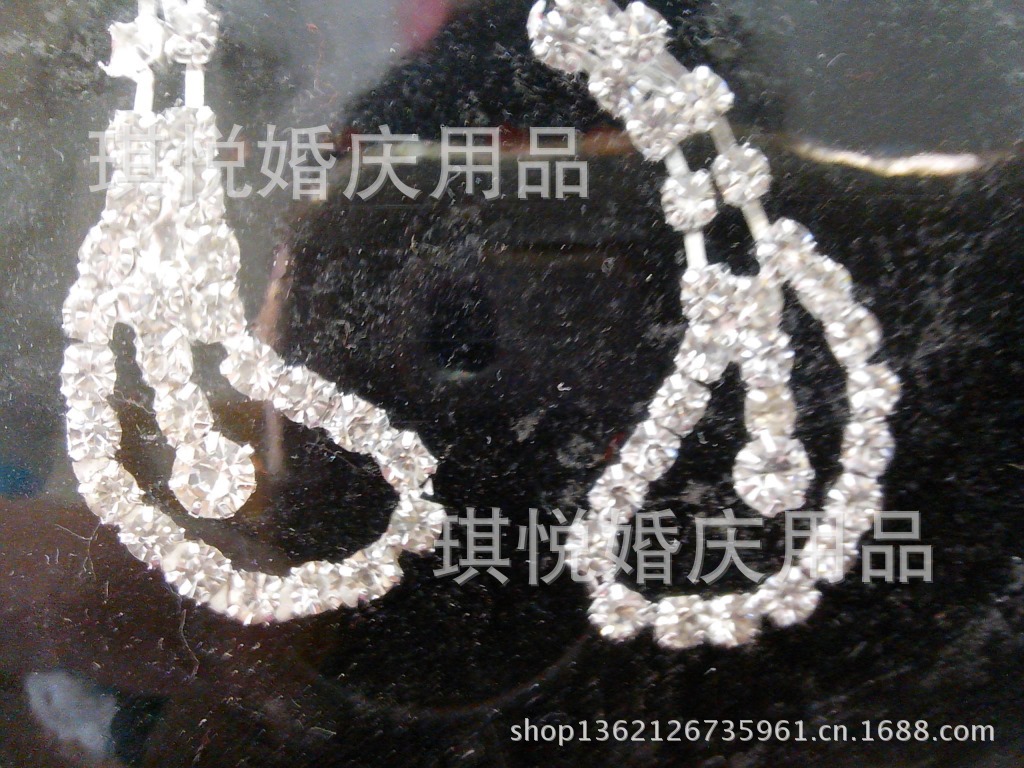 悦琪婚纱(3)