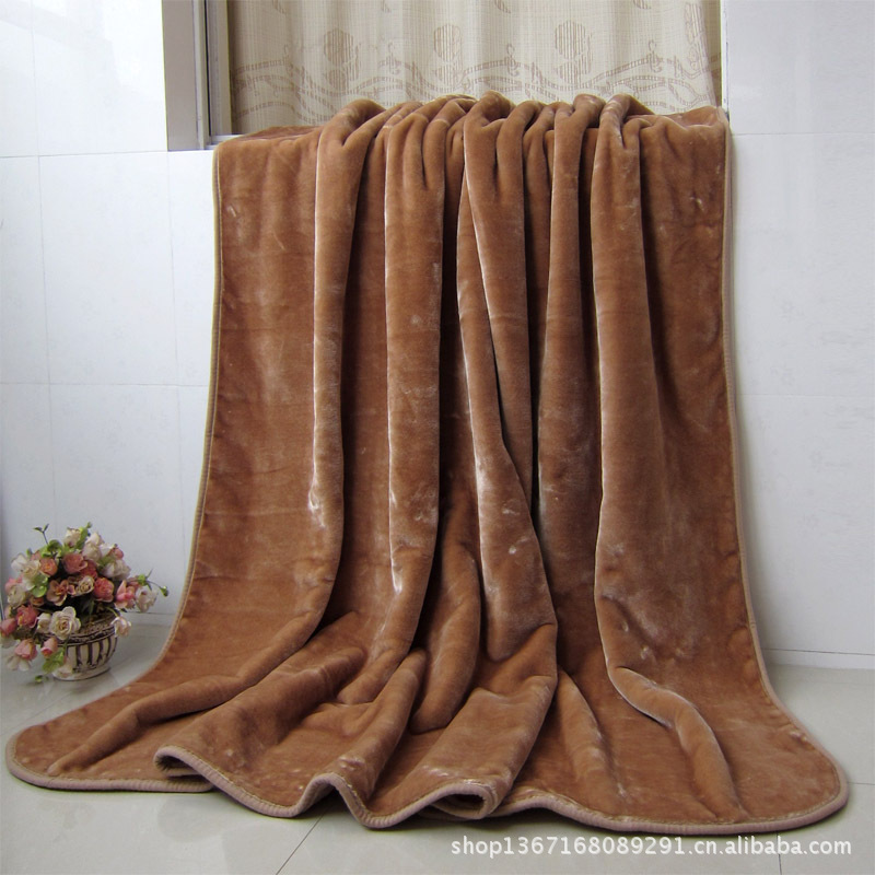 厂家供应优质超柔拉舍尔毛毯,亚克力毛毯,拉毛