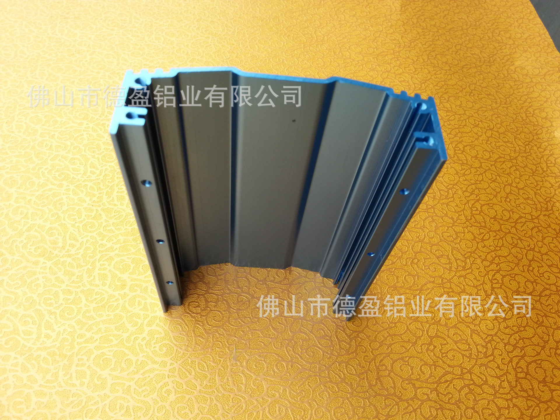 电源外壳铝材1