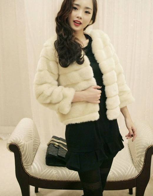 8938# 2013韩国<em>新款仿皮草外套</em>女装中短款毛