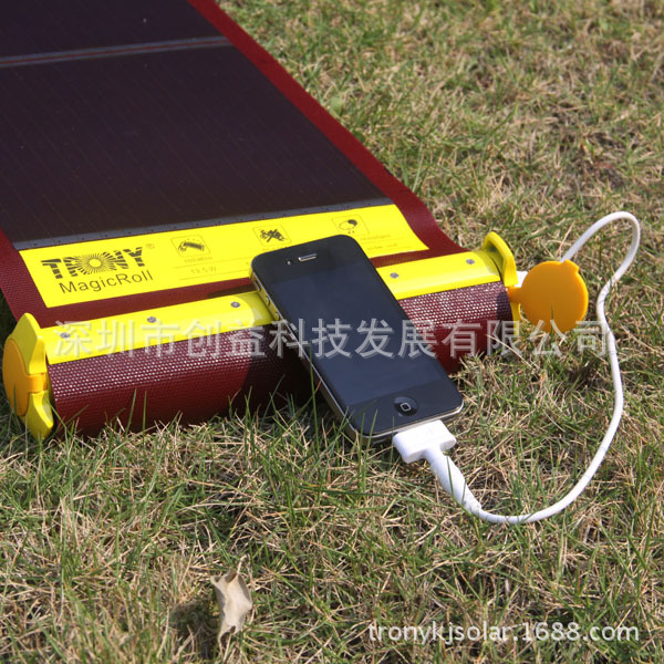 13.5W 柔性卷軸太陽能充電器7