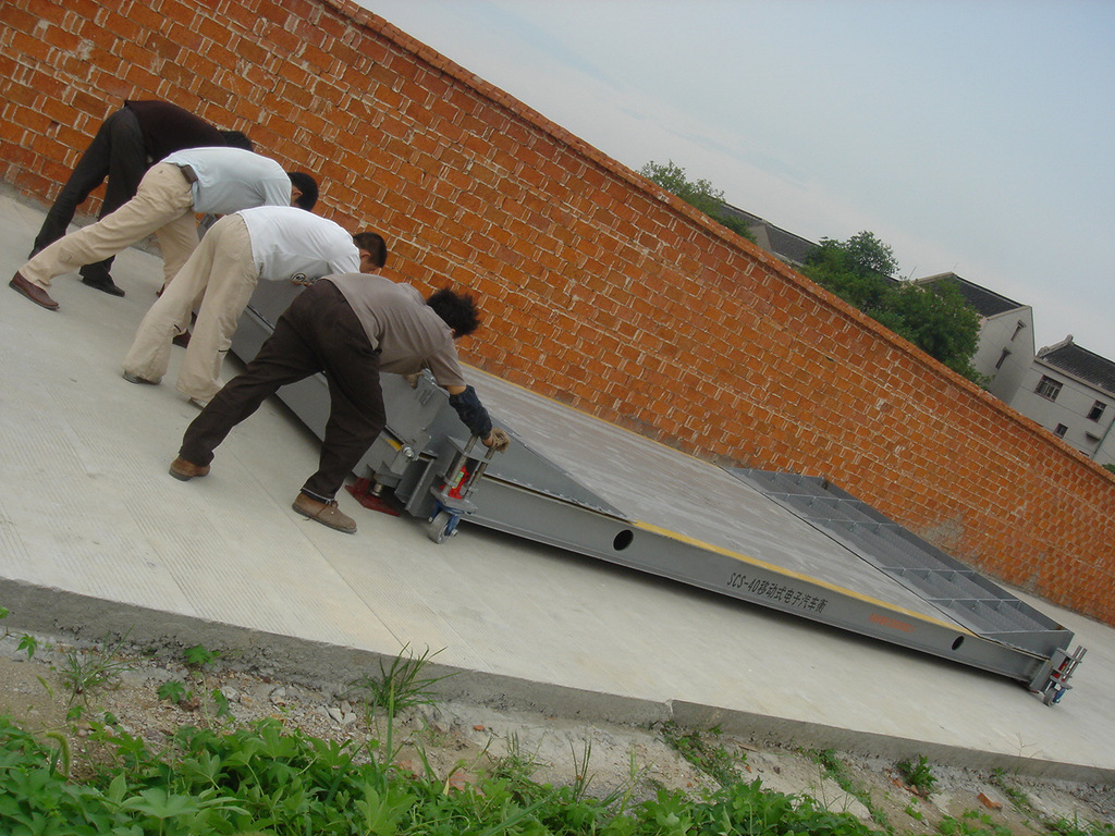 移动式汽车衡(变型金刚) 097