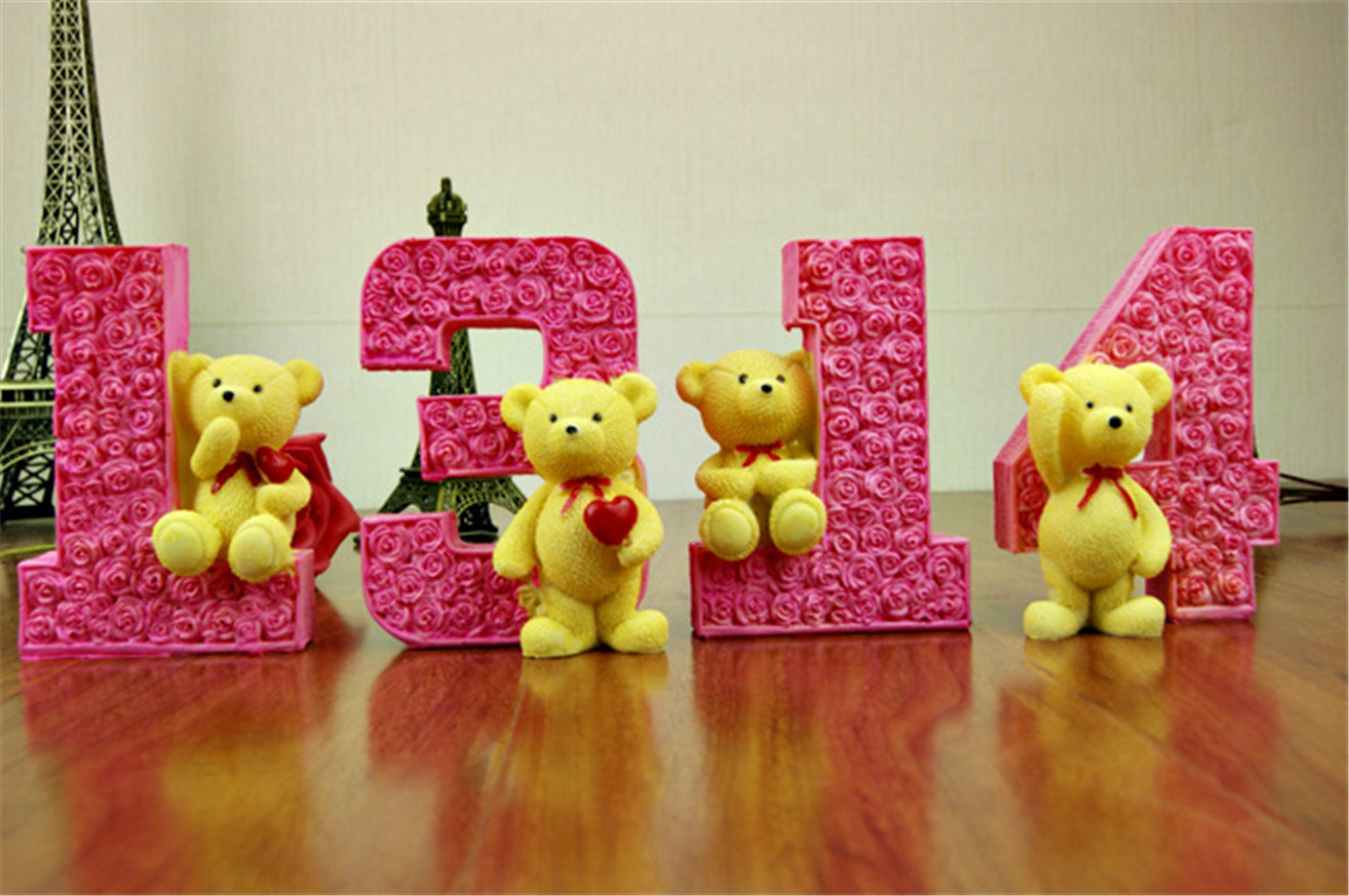 批发采购塑料、树脂工艺品-婚庆礼品、 婚房新