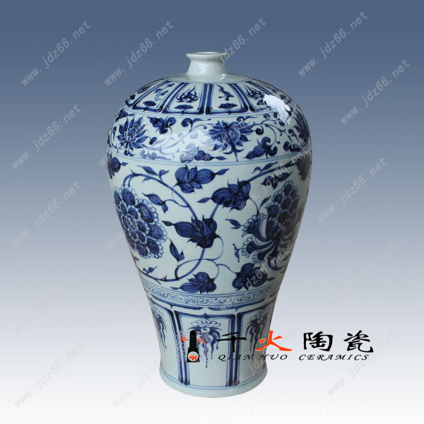 103、元青花仿古牡丹梅瓶（2）