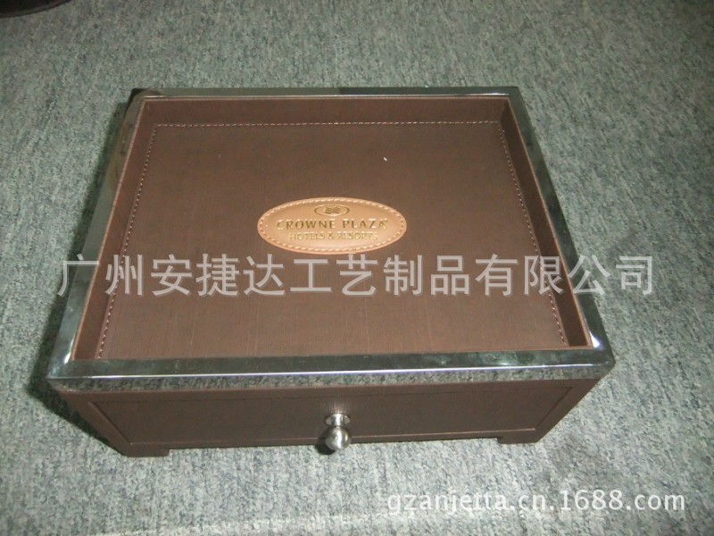 单层易耗物品盒咖色