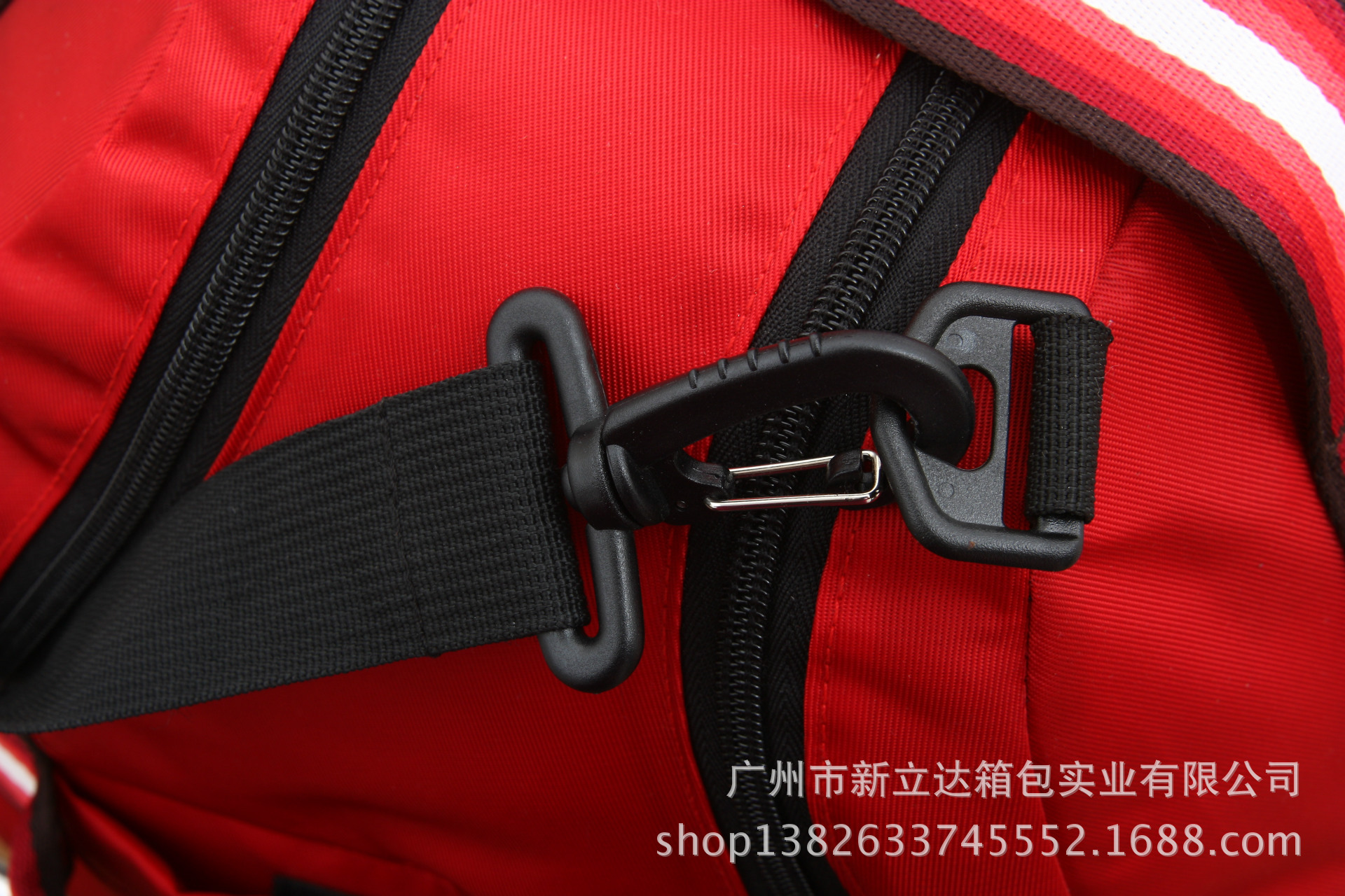 廠傢訂做單肩戶外運動包韓版旅遊行李包