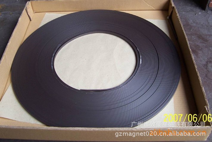 【橡胶磁、磁条、广告磁片、灯箱磁条、、橡胶