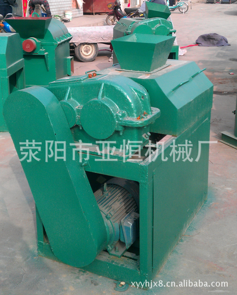 对辊挤压造粒机5