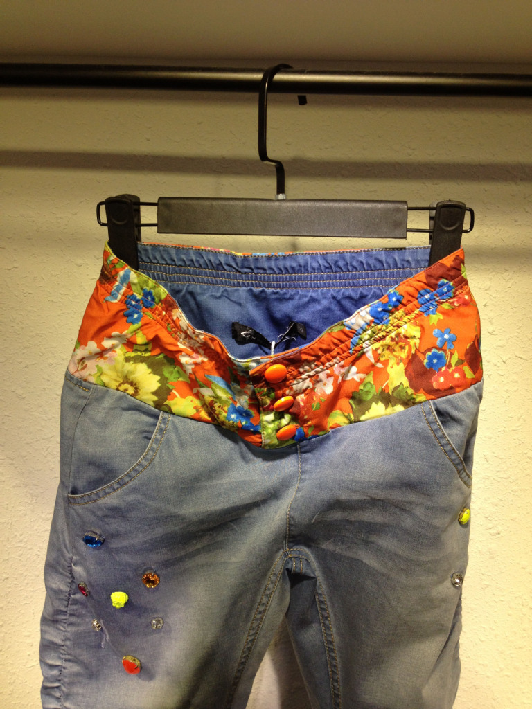 批发采购女式牛仔裤-2013春夏新款女款哈伦裤