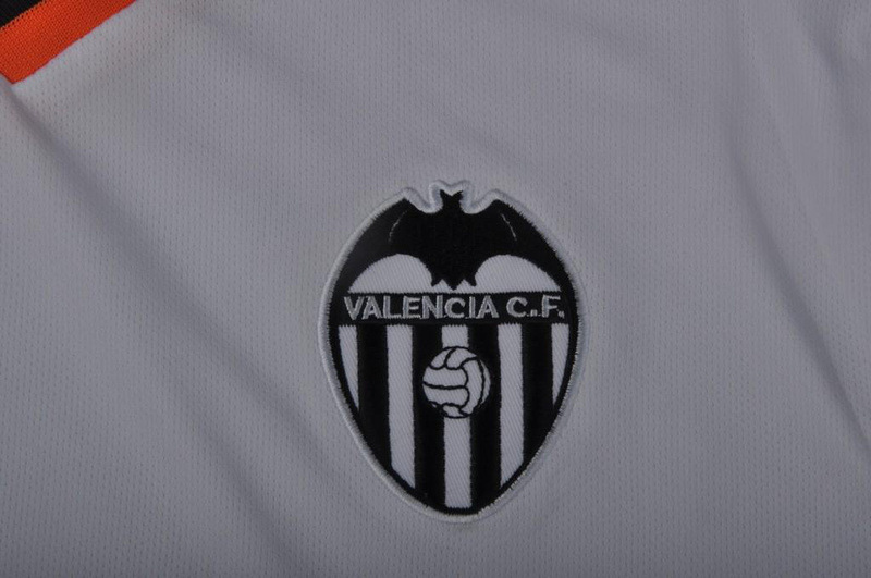 足球、篮球服-西甲巴伦西亚主场白色队服 外贸