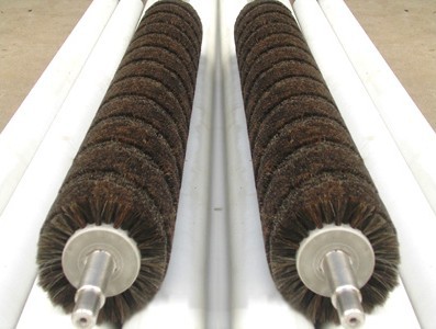 工具刷-广饶养鸡场塑料盘清洗毛刷辊-潍坊信承