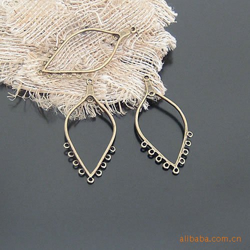 【DIY饰品配件11*17MM合金少女练舞裙(古青