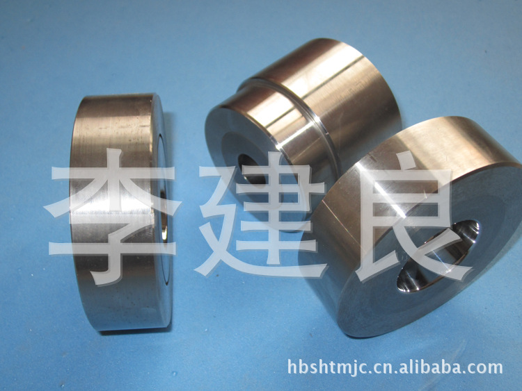 专业生产硬质合金冷镦模具,钨钢冷镦模具,螺栓冷镦模具设计